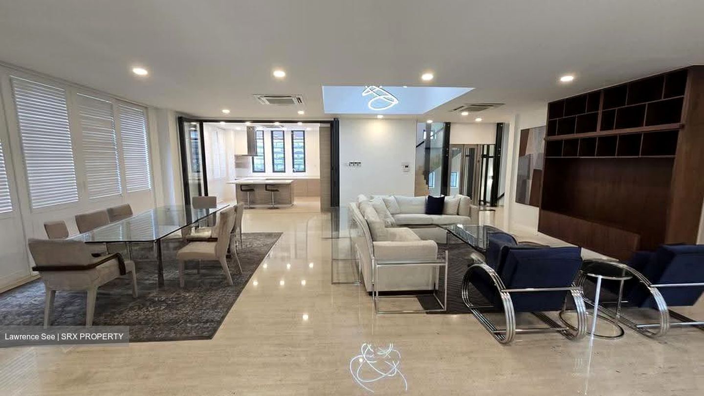 One Tree Hill Collection (D10), Detached #630940761